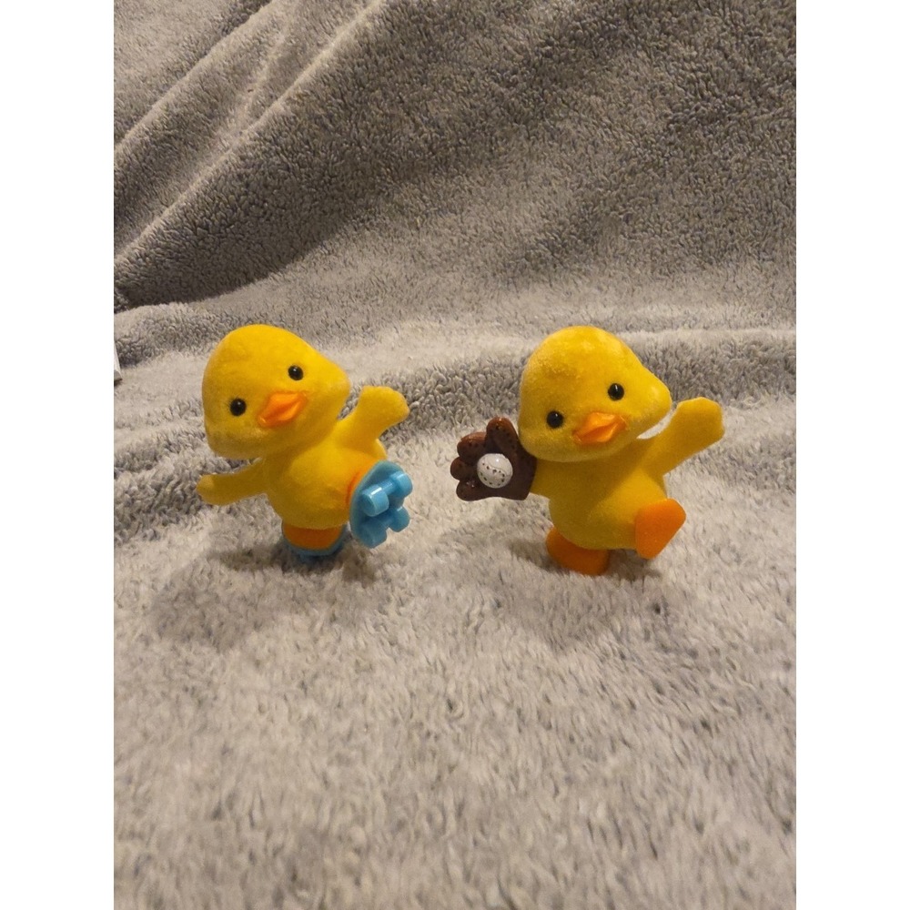 Vintage Russ Yellow Chicks Sports Skates‎ Baseball Easter Spring Figurines